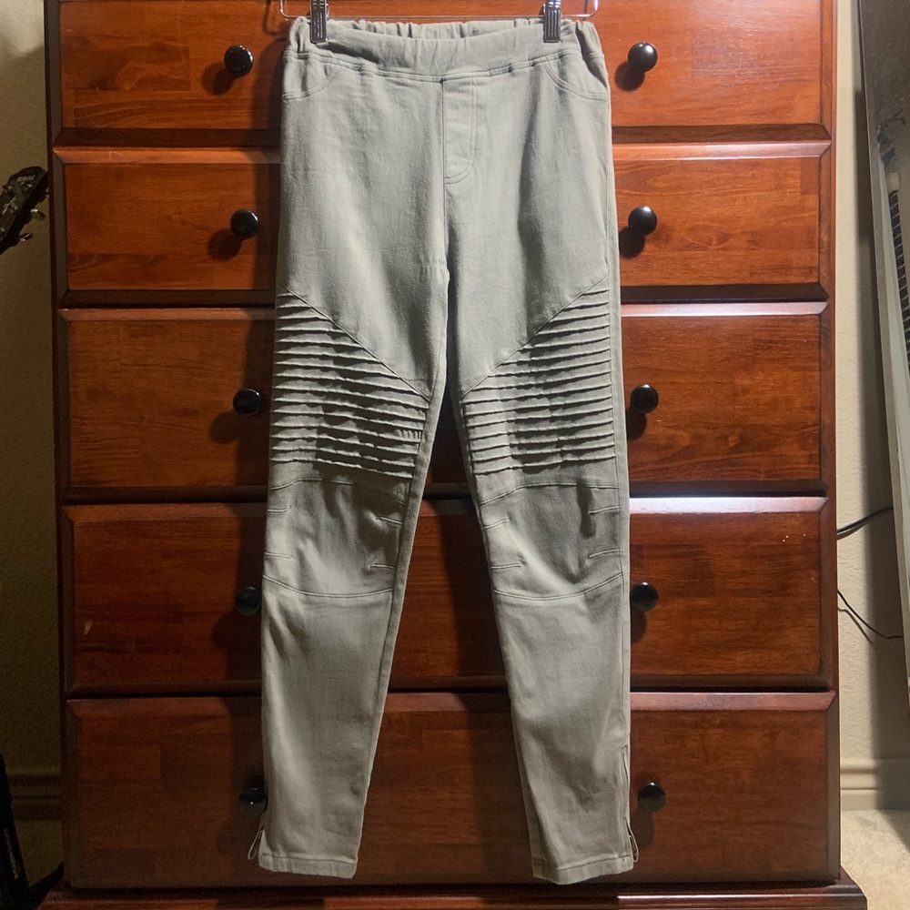 Nhim- green pants - medium